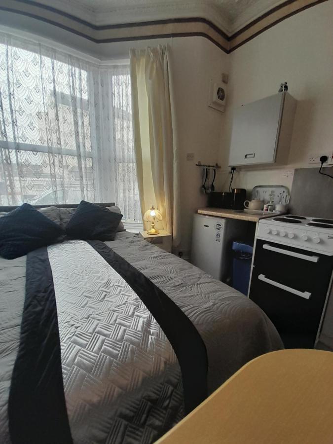 Nova Holiday Apartments ブラックプール エクステリア 写真
