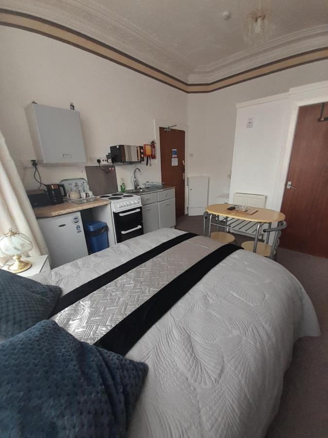 Nova Holiday Apartments ブラックプール エクステリア 写真